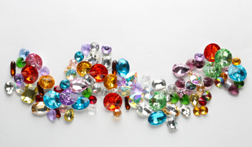 The Language of gemstone color: How It Influences its Selection