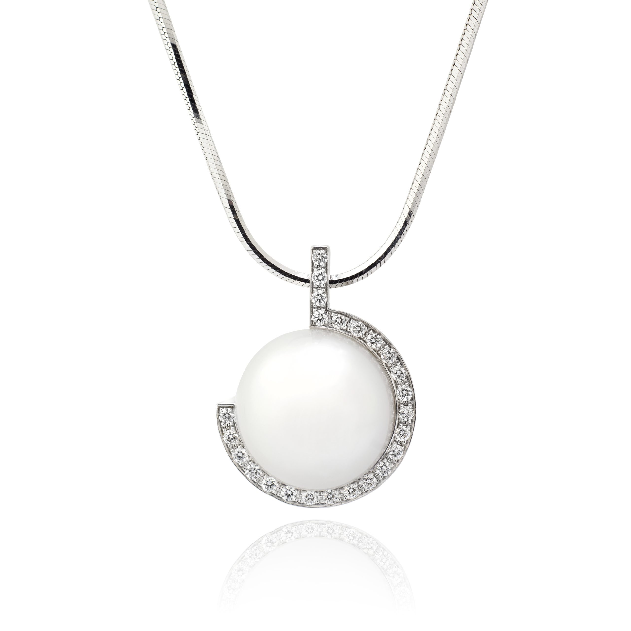 Penjoll amb perla australiana i diamants WESSELTON GEA